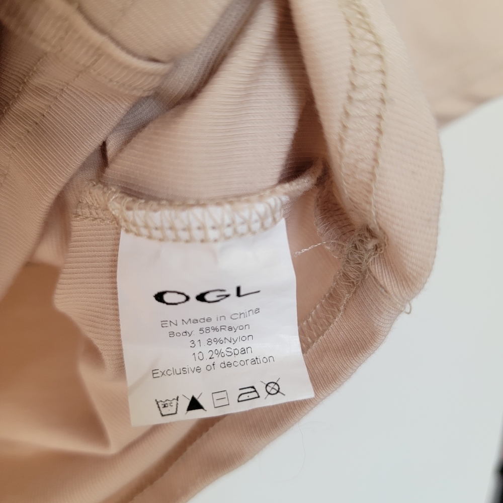 OGL Women's Beige Crop Top Size Medium - Picture 4 of 6